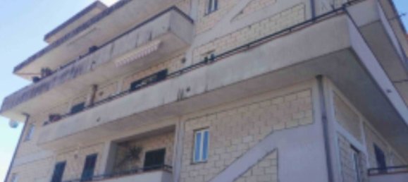 6 rooms Apartment in Santi Cosma e Damiano, Italy No. 202758 2