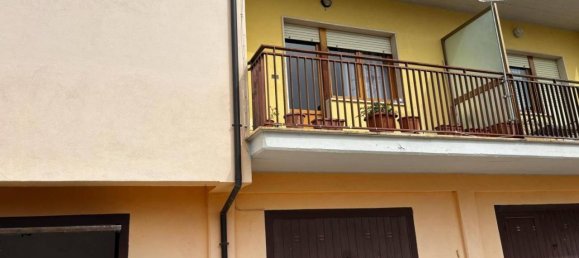 4-Zimmer Wohnung in L'Aquila, Italy, Nr. 37085 37