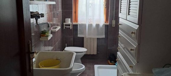 4-Zimmer Wohnung in L'Aquila, Italy, Nr. 37085 54