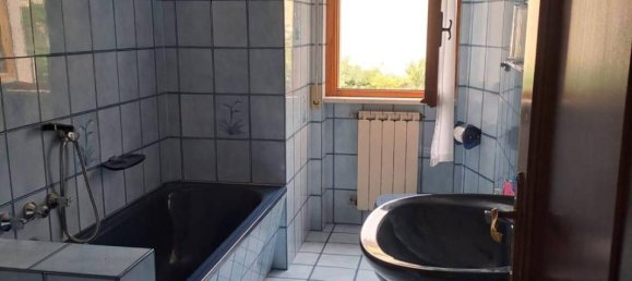 4-Zimmer Wohnung in L'Aquila, Italy, Nr. 37085 52