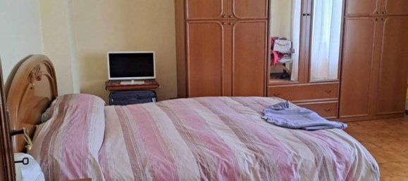 4-Zimmer Wohnung in L'Aquila, Italy, Nr. 37085 18