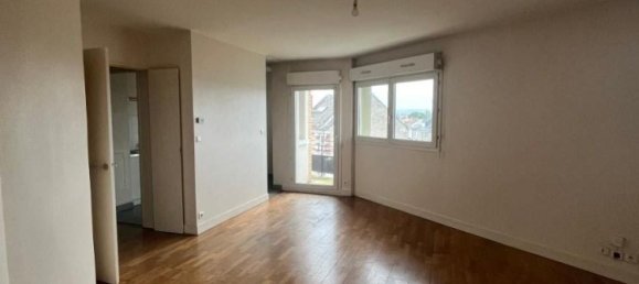1 bedroom Apartment in Tours, France No. 53031 2