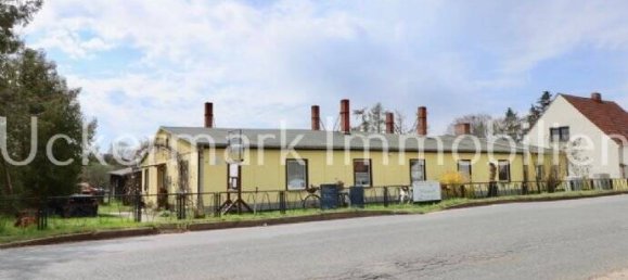 Casa de 7 habitaciónes en Uckermark, Germany No. 17768 14