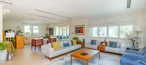 4 Schlafzimmer Villa in Jumeirah Park, UAE, Nr. 106188 2