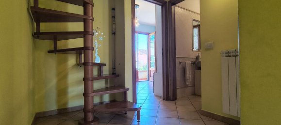 Casa de 7 divisões em Massarosa, Italy N.º 304289 17