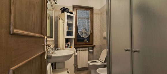 Casa de 7 divisões em Massarosa, Italy N.º 304289 18