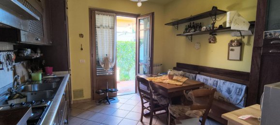 Casa de 7 divisões em Massarosa, Italy N.º 304289 6