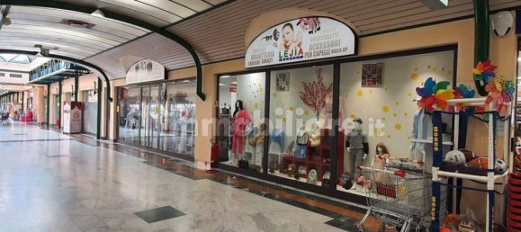 1-salle Propriété commerciale à Lendinara, Italy No. 55096 3