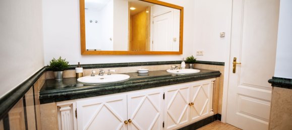 3 bedrooms Penthouse in Marbella, Spain No. 149020 33