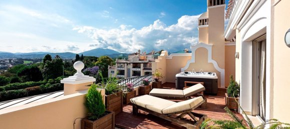 3 bedrooms Penthouse in Marbella, Spain No. 149020 9