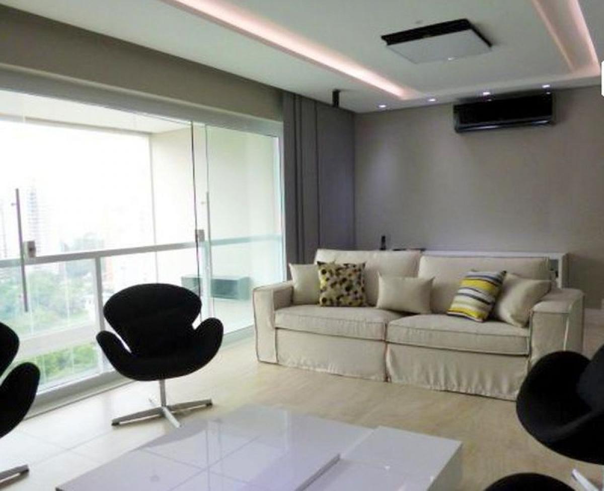 Apartamento de 3 dormitorios en Sao Paulo, Brazil No. 489648