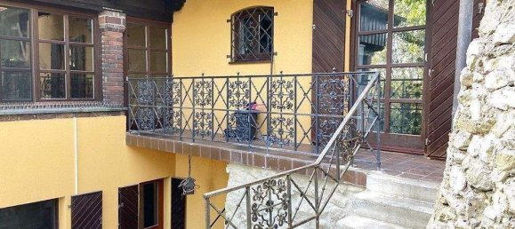 340m² Building in Regensburg, Germany No. 368068 2