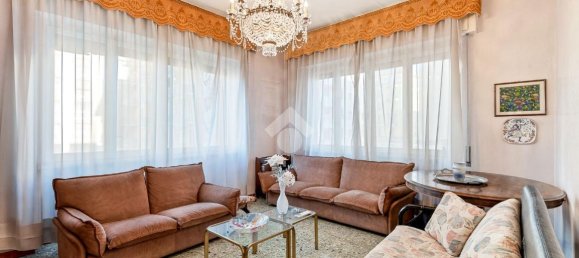 5 rooms Apartment in La Spezia, Italy No. 69862 18