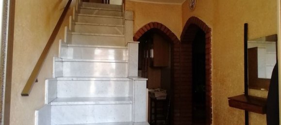 6 rooms House in San Giovanni in Fiore, Italy No. 254172 4