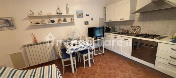 Apartamento de 2 dormitorios en Massa, Italy No. 352896 6