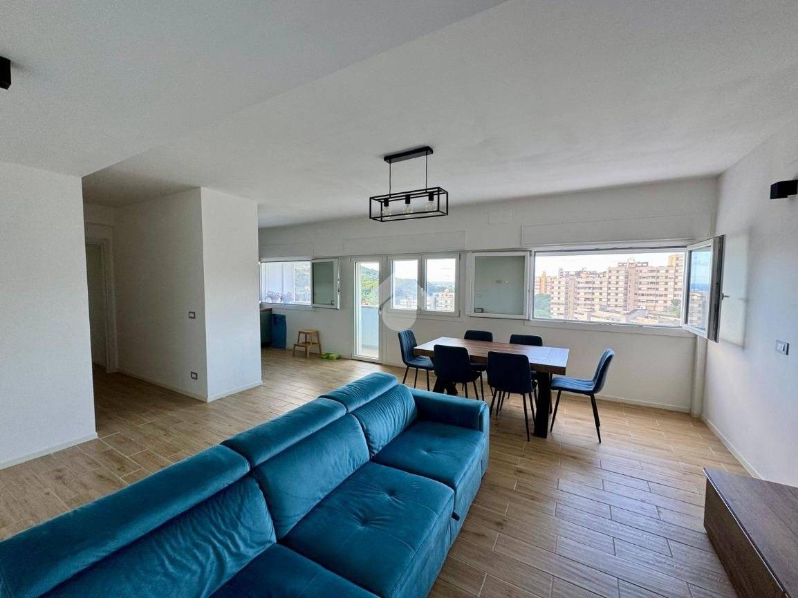 2 bedrooms Apartment in Genoa, Italy No. 352408