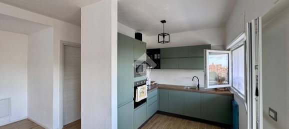 2 bedrooms Apartment in Genoa, Italy No. 352408 8