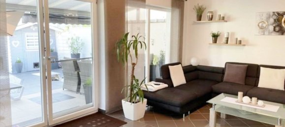 8 rooms Townhouse in Roth, Germany No. 213465 12