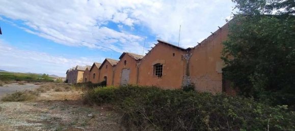  Land in Calatorao, Spain No. 63690 9