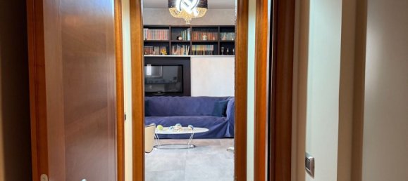 3 rooms Apartment in Latina, Italy No. 155271 10