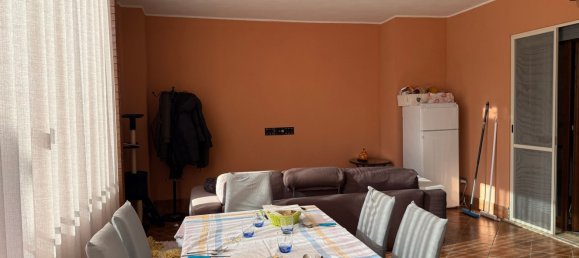 3 rooms Apartment in Latina, Italy No. 155271 2