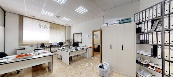 Propriété commerciale à Valencia, Spain 217m² No. 62287 5