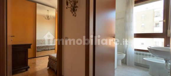Apartamento T2 em Milan, Italy N.º 381251 28