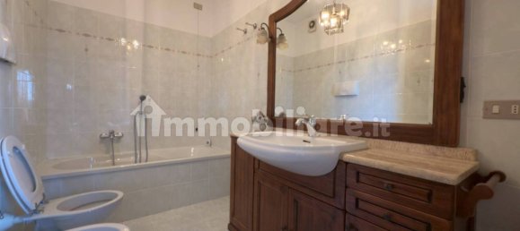 Apartamento T2 em Milan, Italy N.º 381251 26