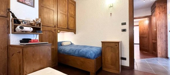 3 rooms Apartment in Sauze di Cesana, Italy No. 150841 48