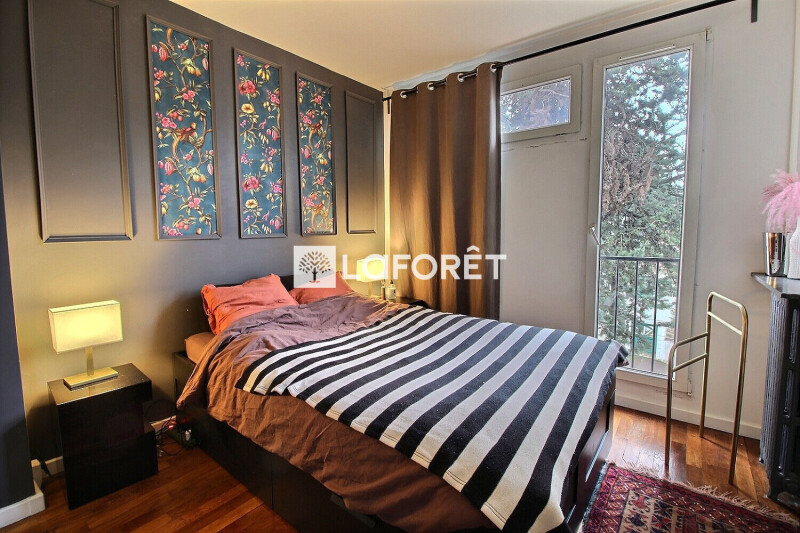 3 chambres Appartement à Montreuil, France No. 147491