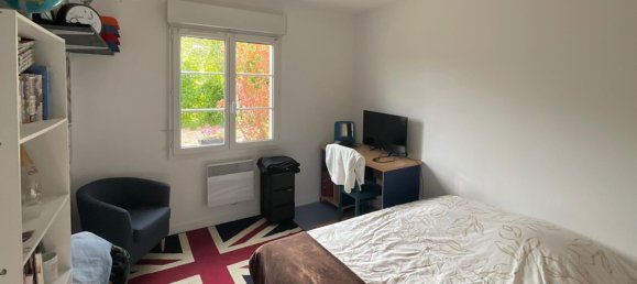 Casa de 4 dormitorios en Mehun-sur-Yevre, France No. 64449 6