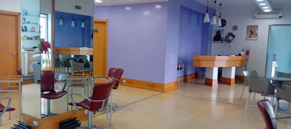 120m² Commercial property in Catania, Italy No. 256434 4