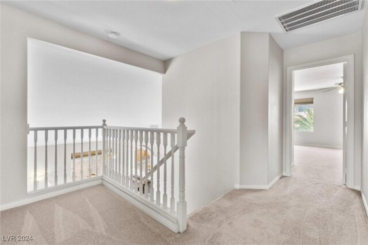 4 bedrooms House in Henderson, USA No. 379330