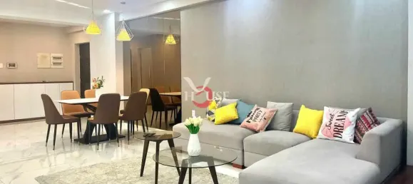 Apartamento T3 em District 7, Vietnam N.º 19339 3