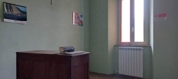 119m² Commercial property in Volpedo, Italy No. 372659 5