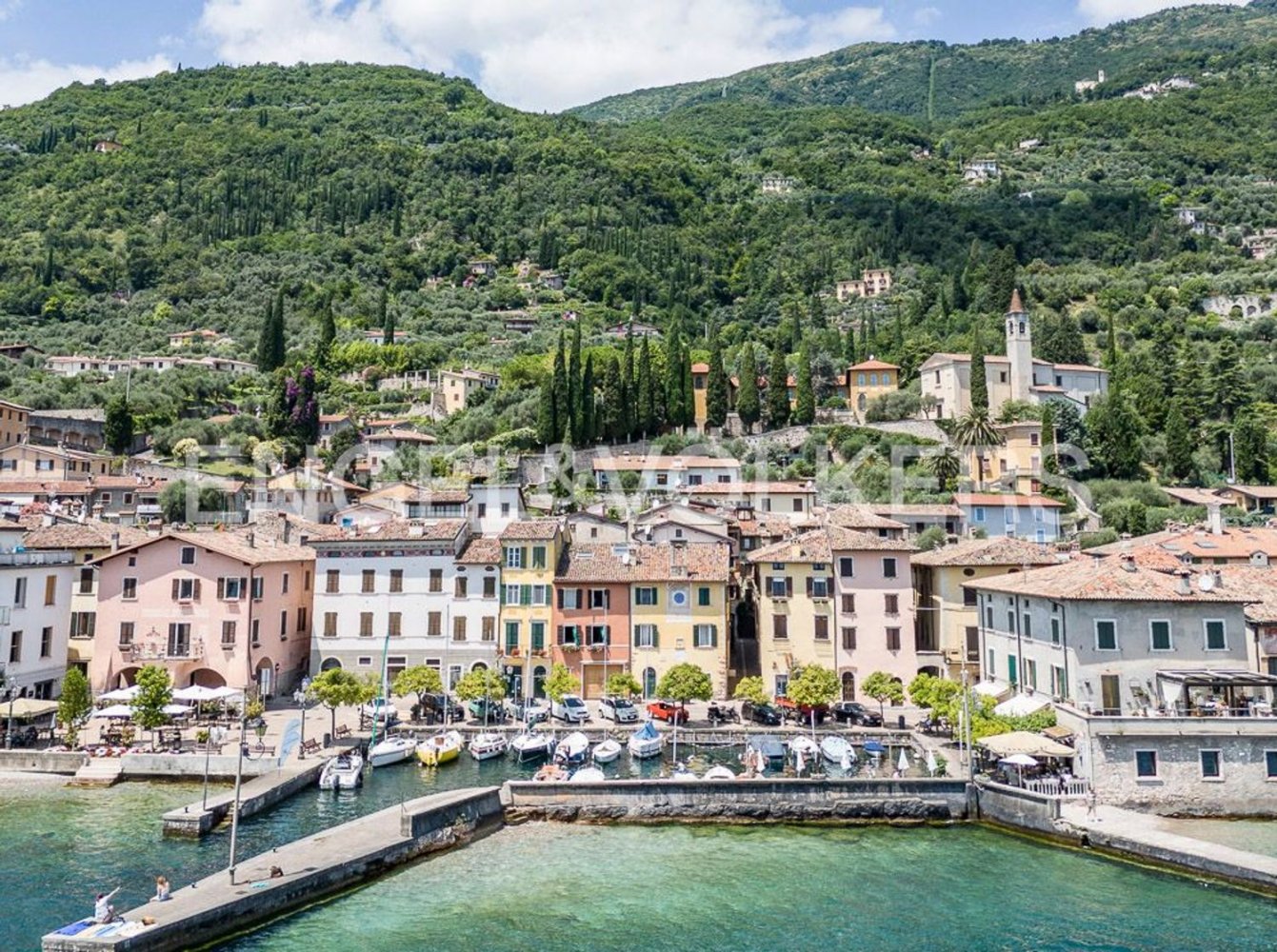 4غرفة شقة في Gargnano, Italy رقم 134201