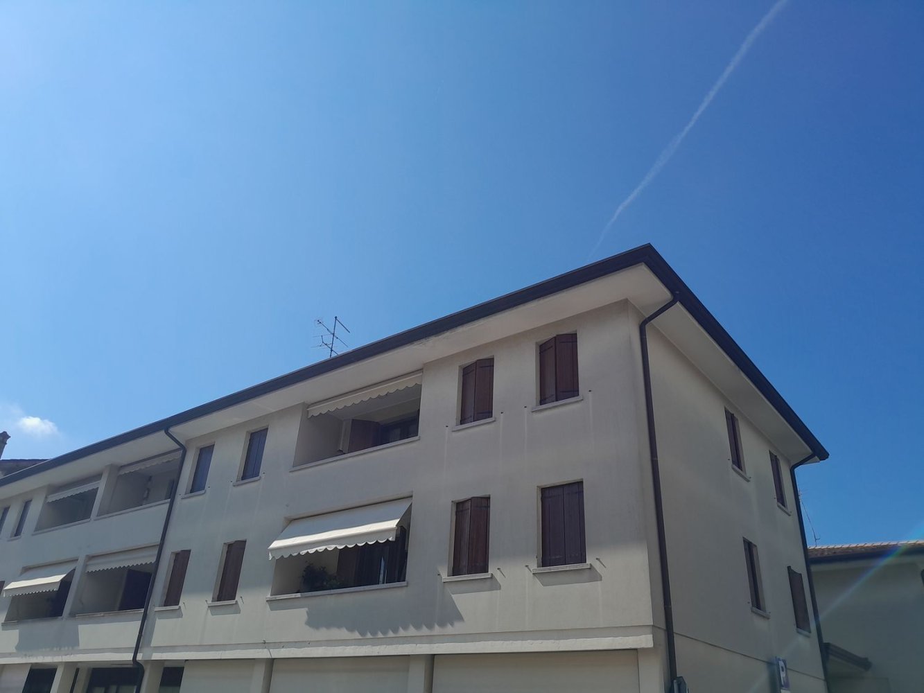 Apartamento de 4 dormitorios en Pordenone, Italy No. 378992
