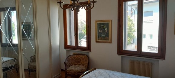 Apartamento de 4 dormitorios en Pordenone, Italy No. 378992 18