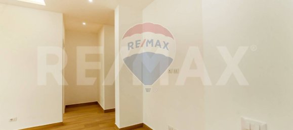 3-salle Appartement à Rome, Italy No. 7534 14