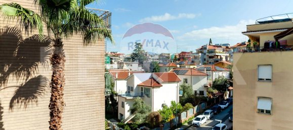 3-salle Appartement à Rome, Italy No. 7534 18