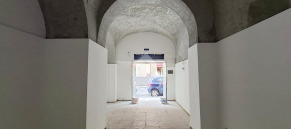2 rooms Apartment in Catania, Italy No. 133953 3