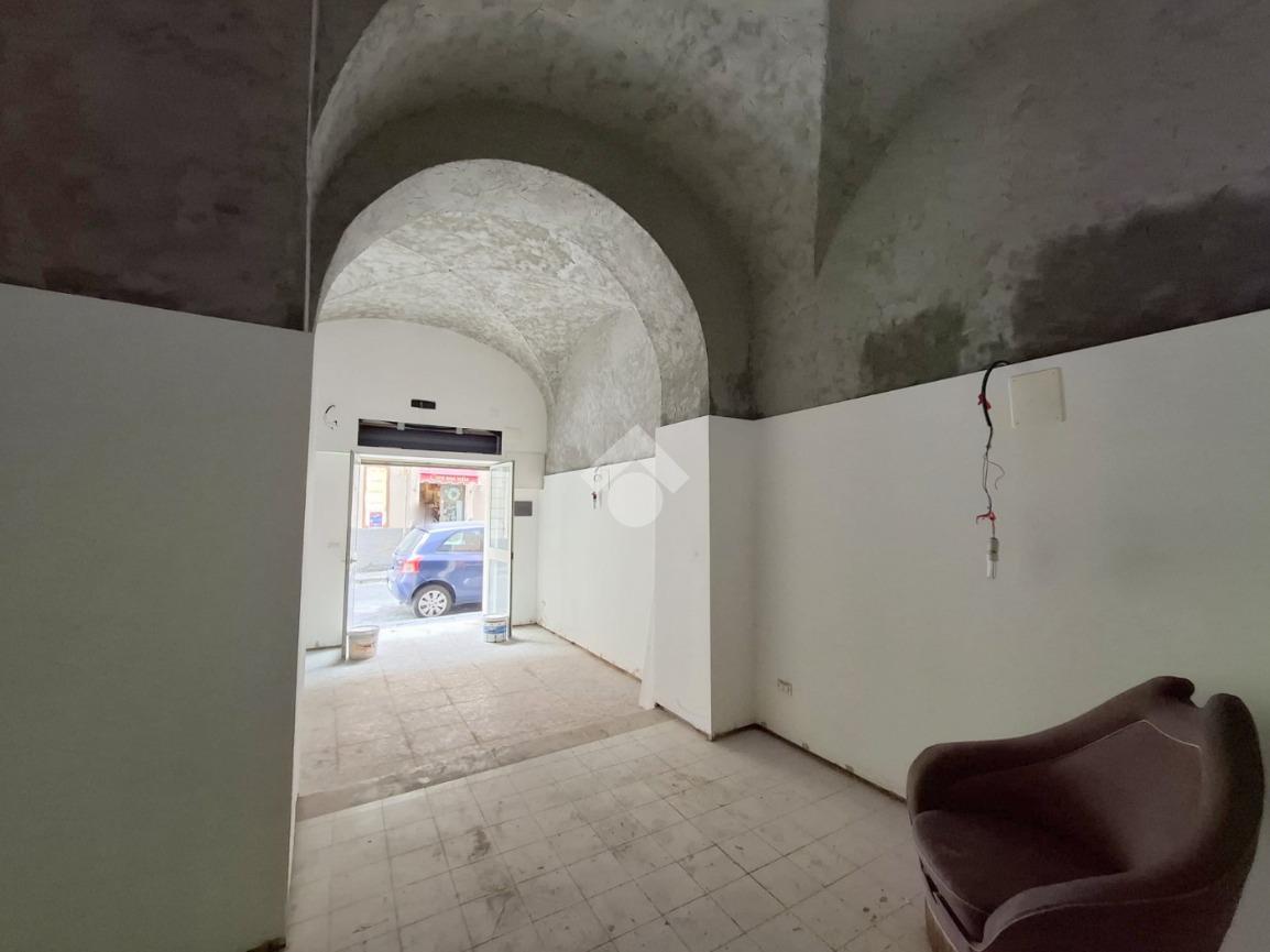 2 rooms Apartment in Catania, Italy No. 133953