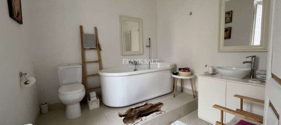 3 bedrooms Townhouse in Sliema, Malta No. 10335 9