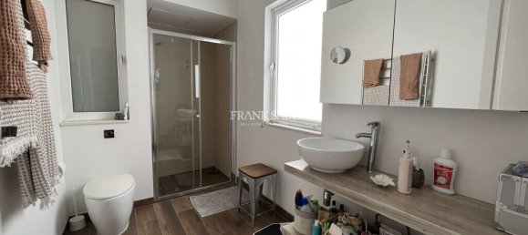 3 bedrooms Townhouse in Sliema, Malta No. 10335 15