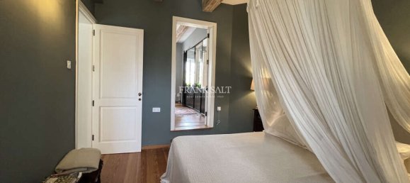 3 bedrooms Townhouse in Sliema, Malta No. 10335 16