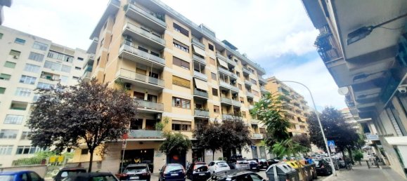 3 Schlafzimmer Wohnung in Rome, Italy, Nr. 315348 2