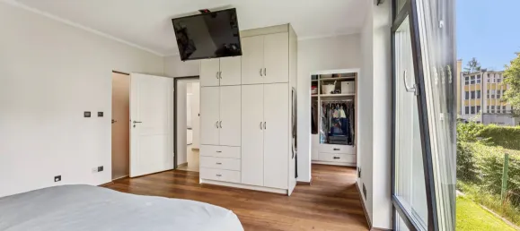 Bungalow de 4 dormitorios en Lichterfelde, Germany No. 320598 5