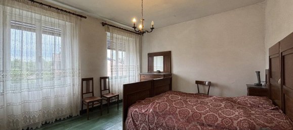 3 bedrooms House in Creazzo, Italy No. 322667 14