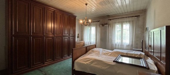 3 bedrooms House in Creazzo, Italy No. 322667 11