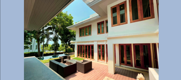 5 غرف نوم مقهى / مطعم في Pattaya, Thailand رقم 10598 21